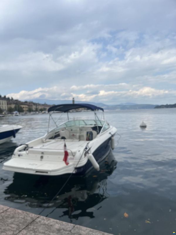 Sea Ray 220 SSE