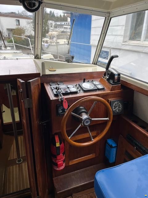 Møn 830