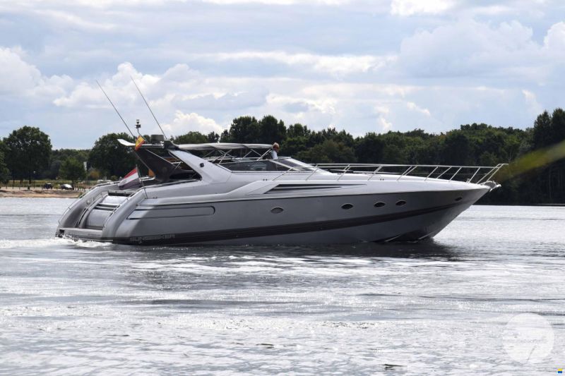 Sunseeker Camargue 55