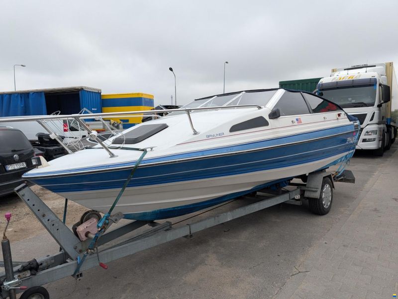 Bayliner Capri