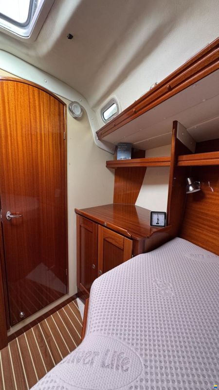 Hanse 371