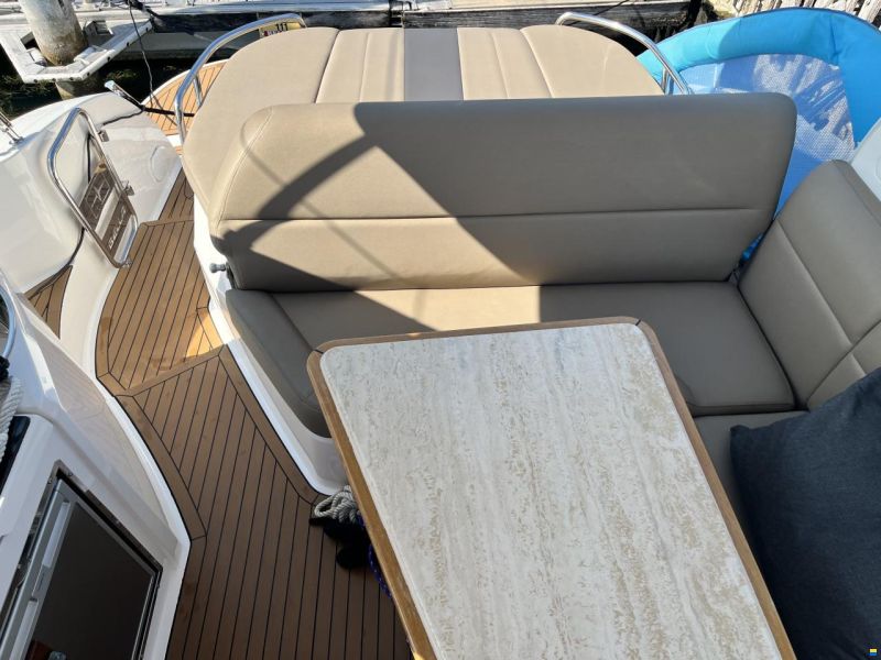 Bavaria S32 mit