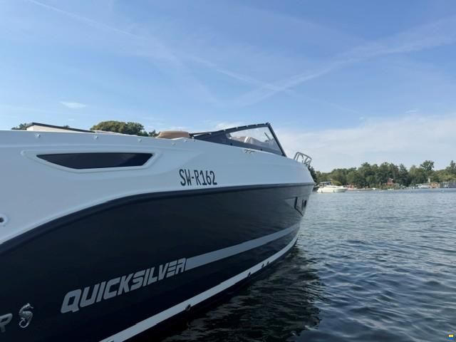 Quicksilver Activ 755 Cruiser