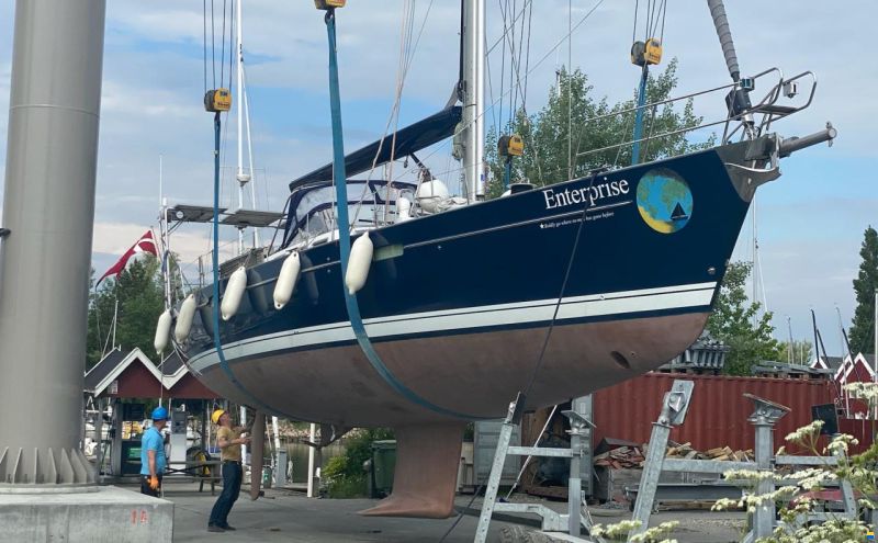 Beneteau 57