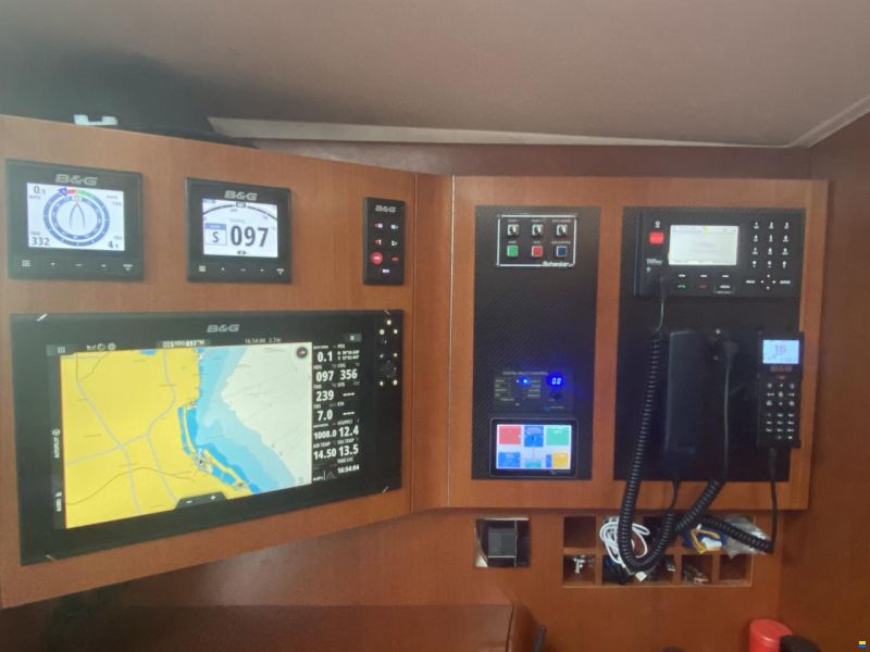 Beneteau 57
