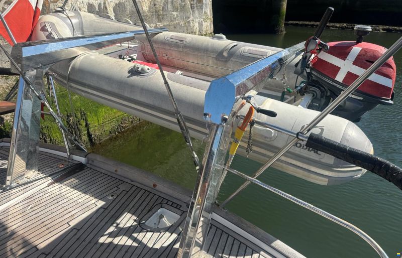 Beneteau 57