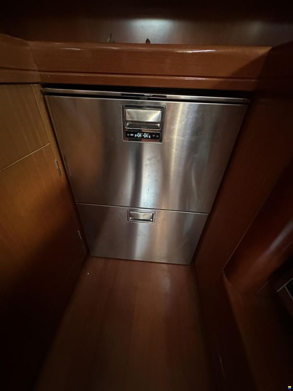 Beneteau 57