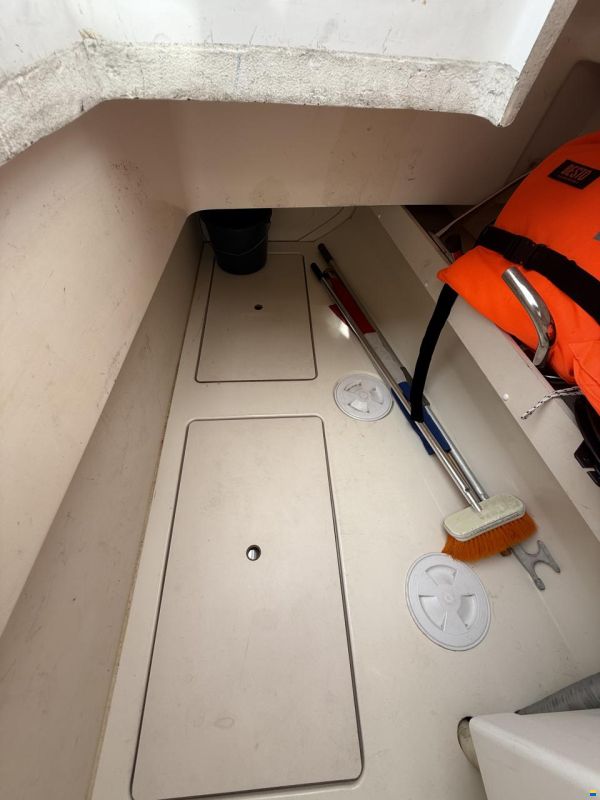 Hanse 320
