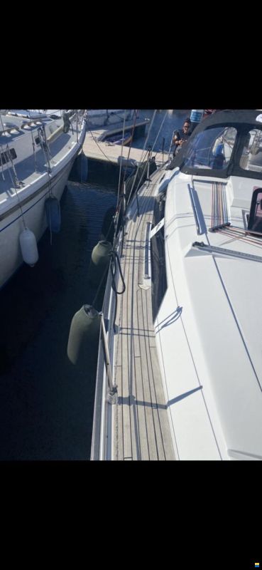 Hanse 320