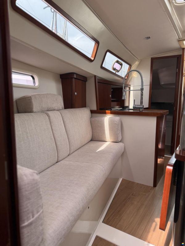 Hanse 320