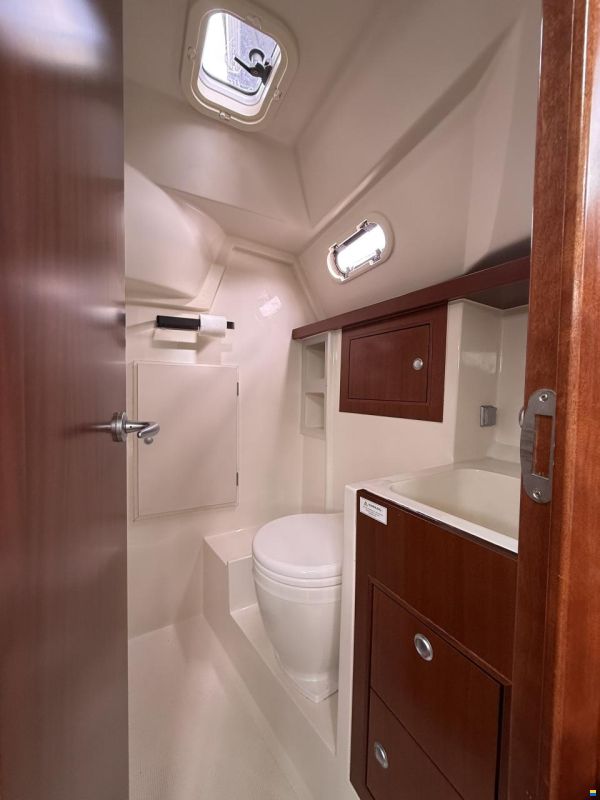 Hanse 320