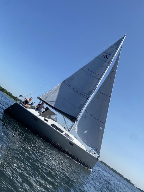 Hanse 320