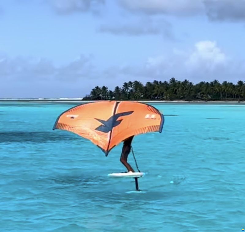 CNB Lagoon 380