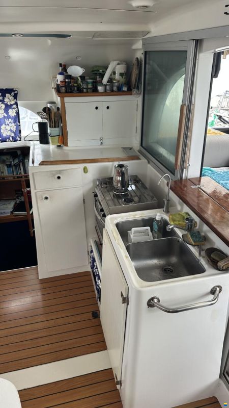 CNB Lagoon 380