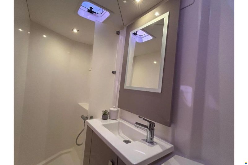 Fountaine Pajot Isla 40
