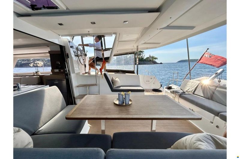 Fountaine Pajot Isla 40