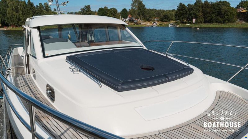Nimbus 365 Coupe