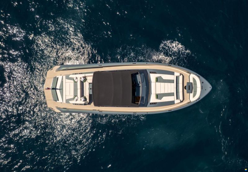 Vanquish Yachts VQ 54