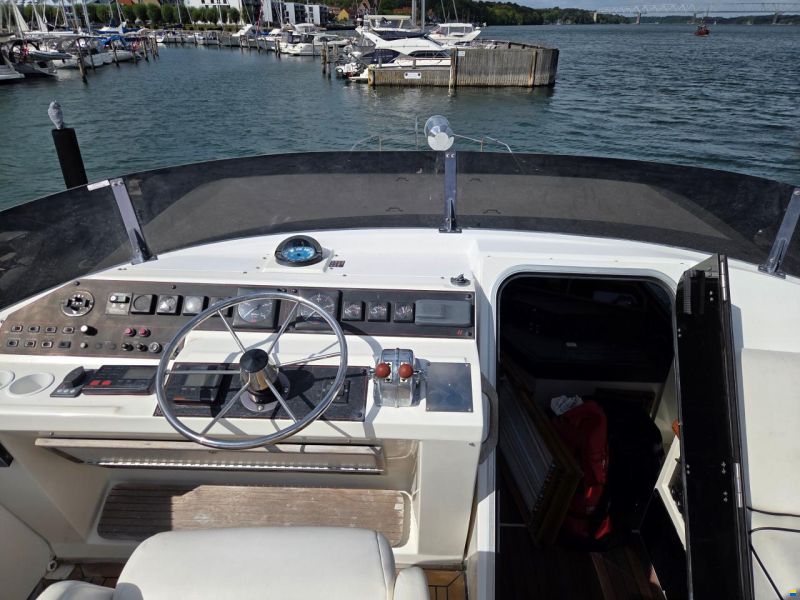 Bayliner 4588 Pilothouse