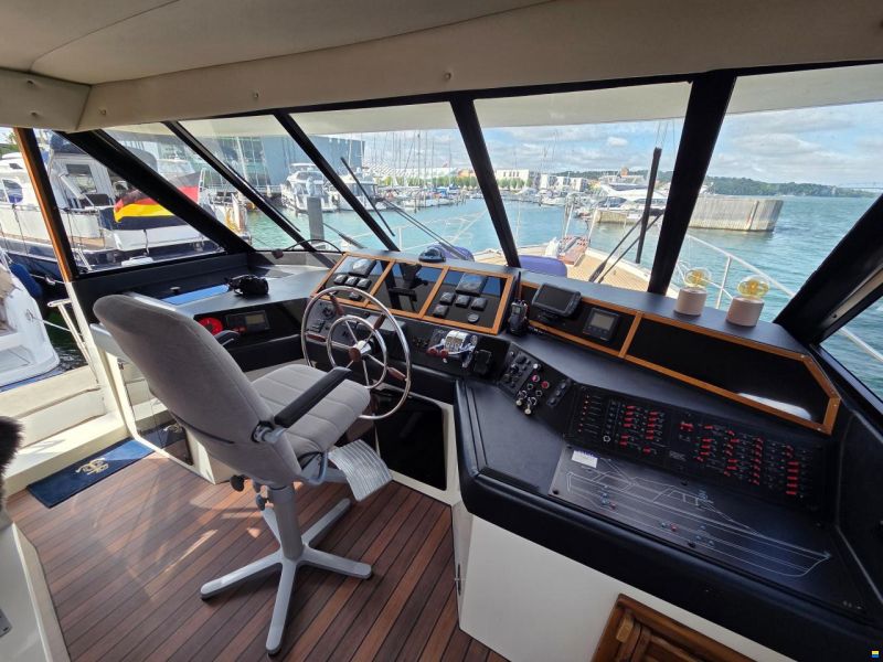 Bayliner 4588 Pilothouse