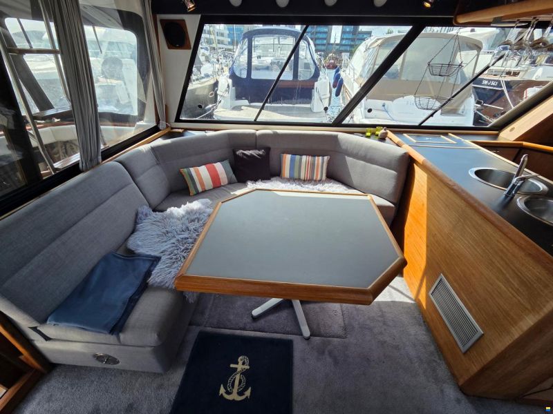 Bayliner 4588 Pilothouse