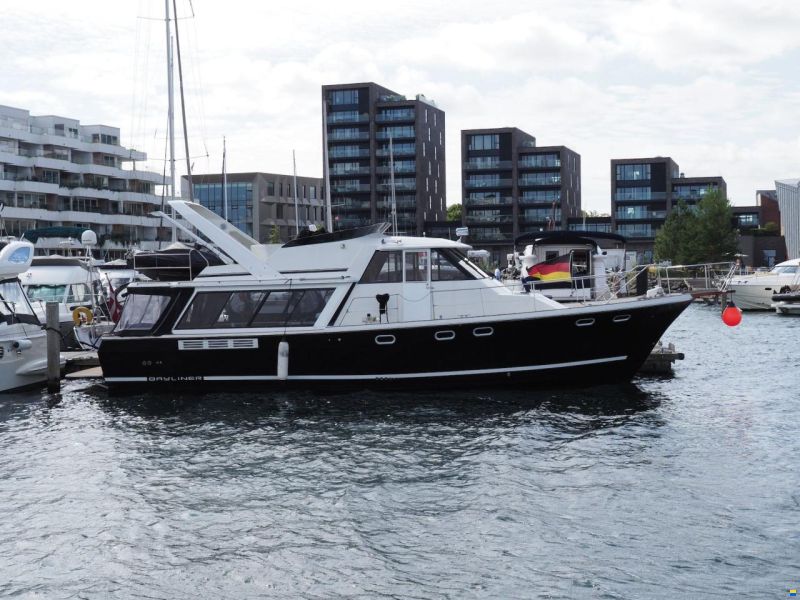 Bayliner 4588 Pilothouse