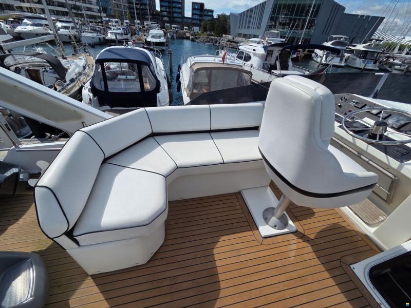 Bayliner 4588 Pilothouse