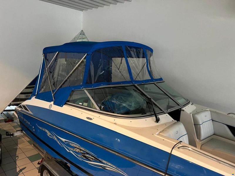 Regal 2220 FASDECK