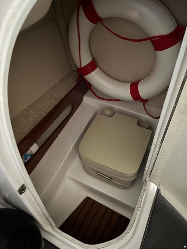 Regal 2220 FASDECK