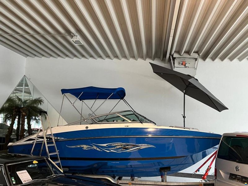 Regal 2220 FASDECK