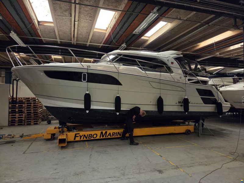 Marex 320 aft Cabin Cruiser