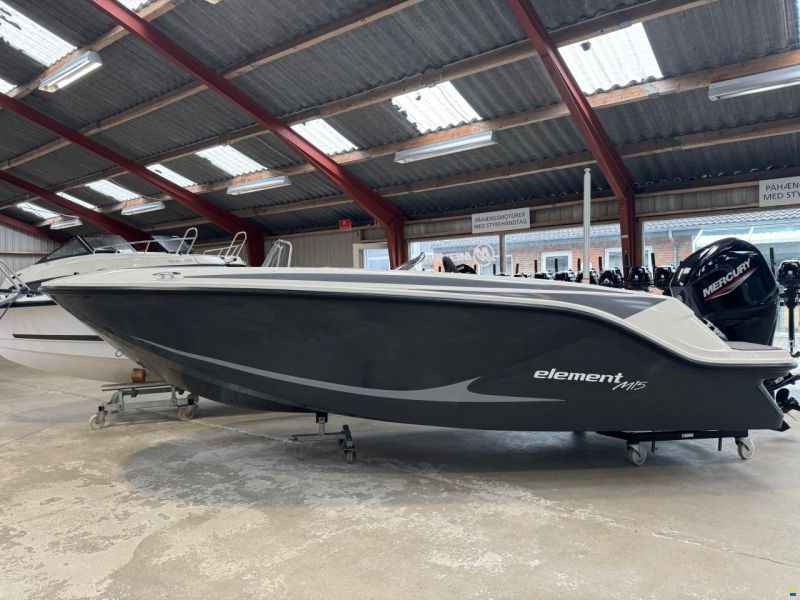 Bayliner M15 med Mercury F60 ELPT-EFI og