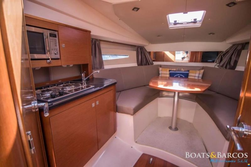 Jeanneau Leader 8