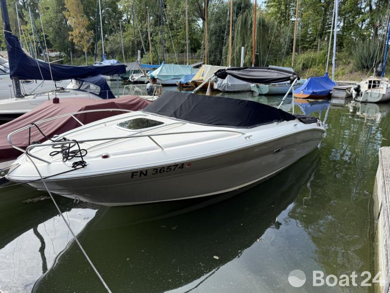 Sea Ray 220 Sunsport