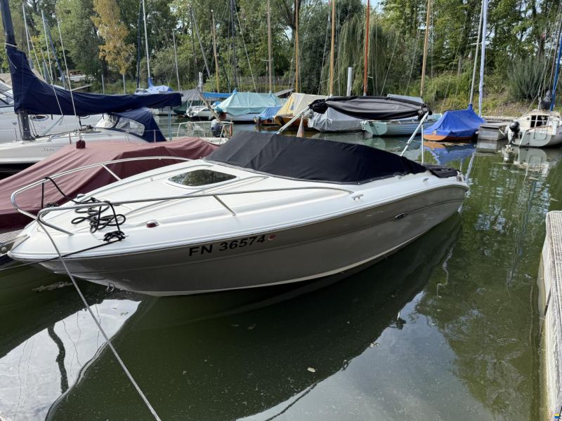 Sea Ray 220 Sunsport