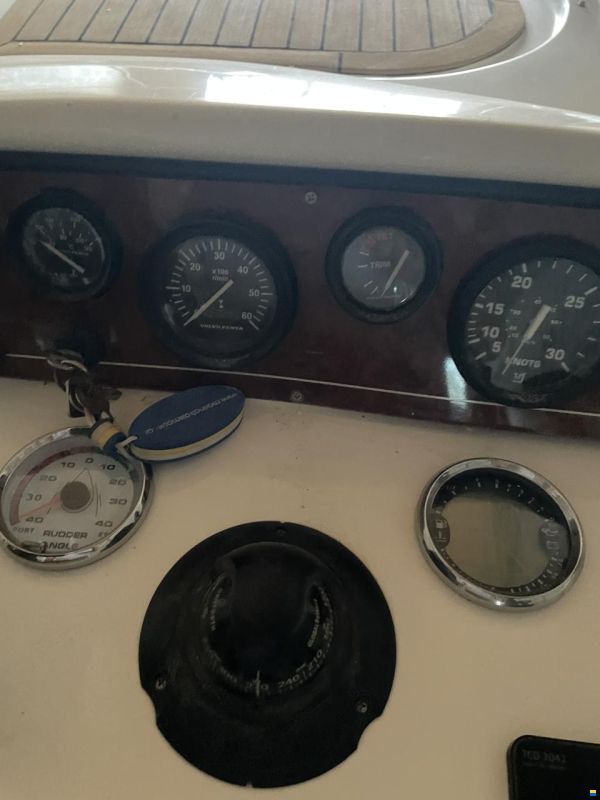 Coverline 710 Cabin