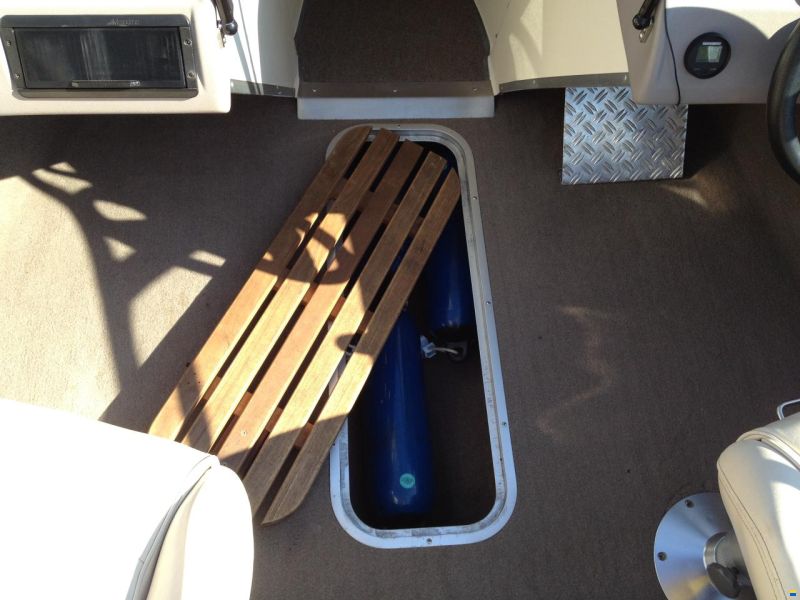 Stingray 586 ZP Bowrider