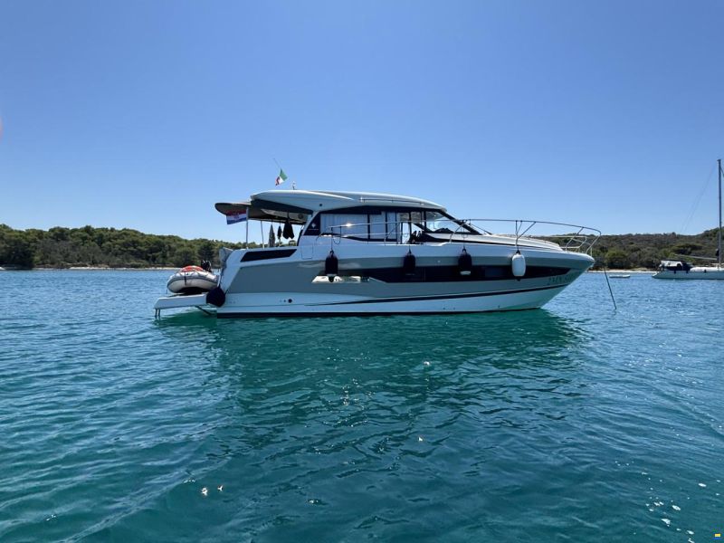 Jeanneau NC37