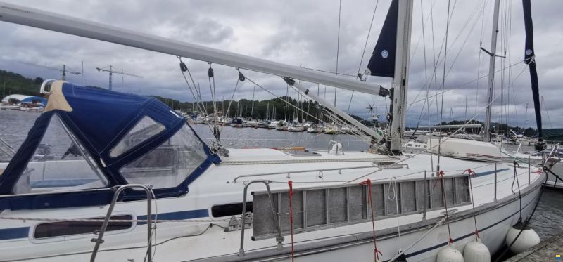 Bavaria 49