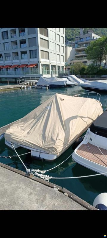 Bayliner 2052 Capri Cuddy