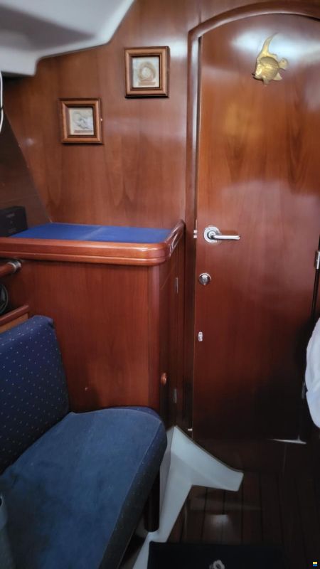 Beneteau Oceanis 411 Celebration