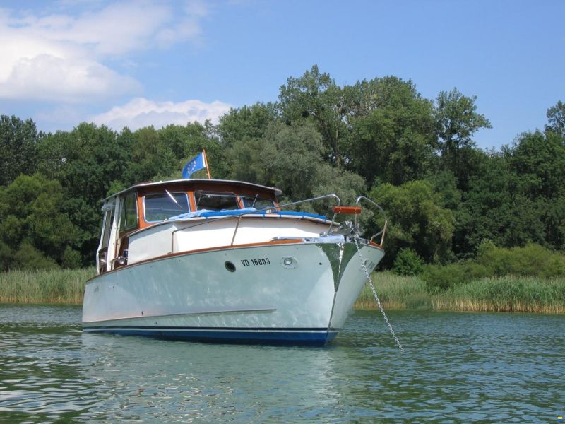 Rohn Motoryacht Spurwing