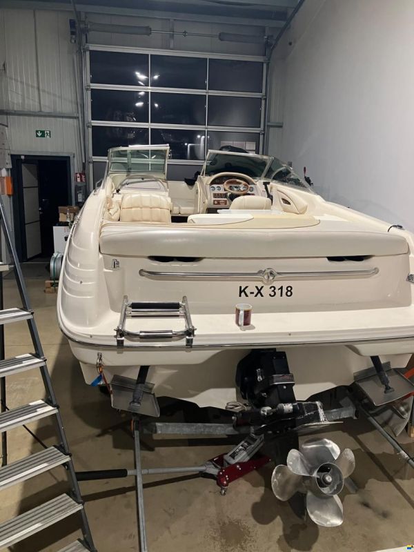 Sea Ray 230 Select Bowrider