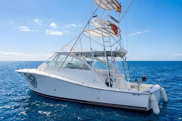 Luhrs 41 Open