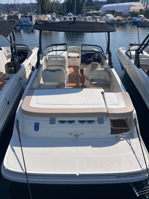 Vr6E inb petit yacht BAYLINER