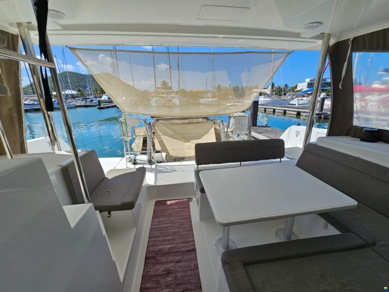 Lagoon 39