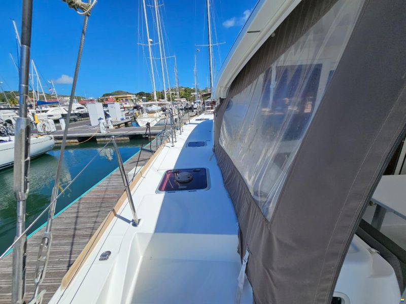 Lagoon 39