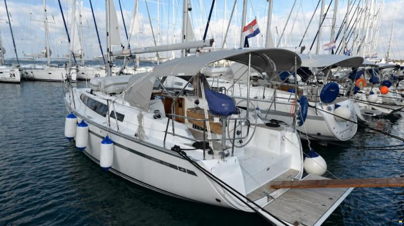 Bavaria Cruiser 33