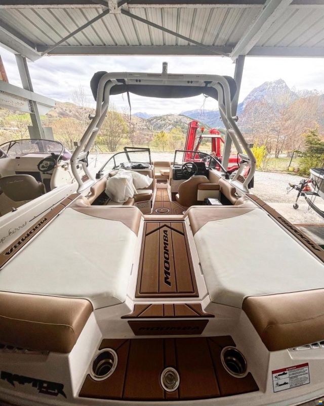 Moomba Mondo