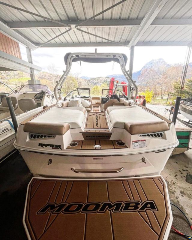 Moomba Mondo